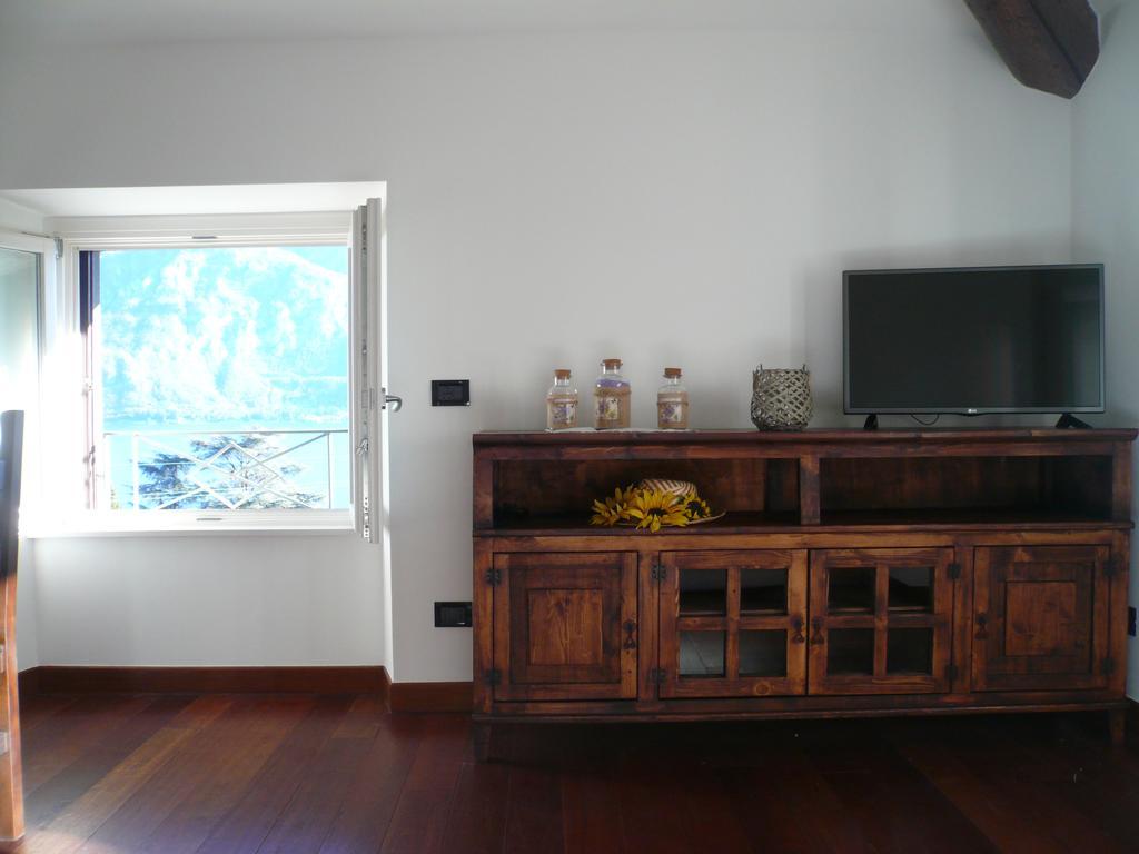 Apartmán Casa Beatrice Oliveto Lario Pokoj fotografie