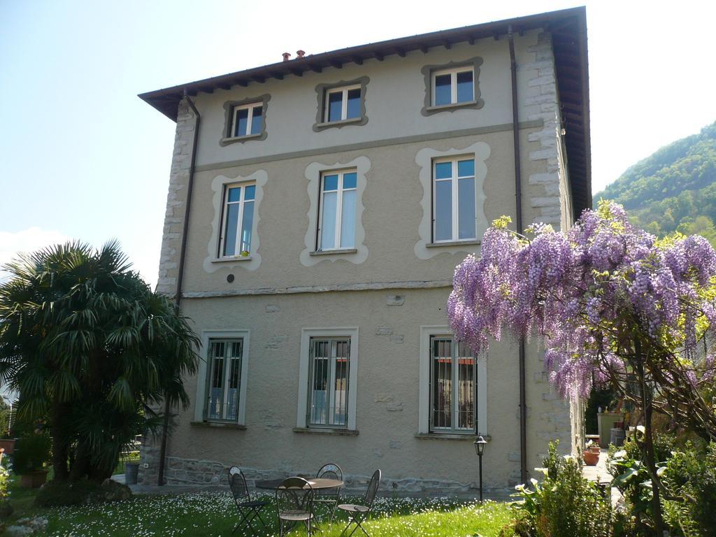 Apartmán Casa Beatrice Oliveto Lario Pokoj fotografie